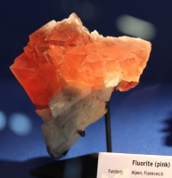 fluorite rose - Alpes France