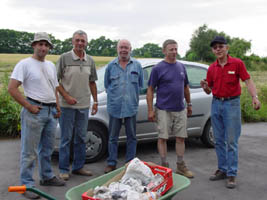 -Une partie du groupe. (photos GLR) (08-07-2006) -Une partie du groupe. (photos GLR) (08-07-2006)
