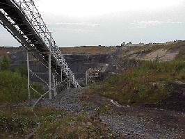 -the hammer mill and the conveyer belt (20-10-2001)
