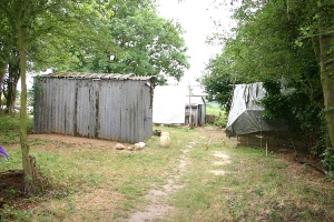 -campement des archéologues (02-07-2005)